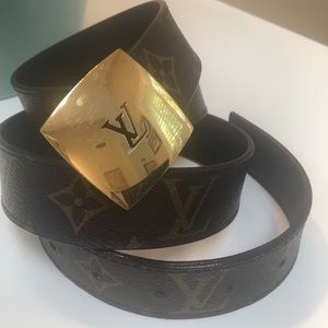 SOLD!!! Authentic LV Belt